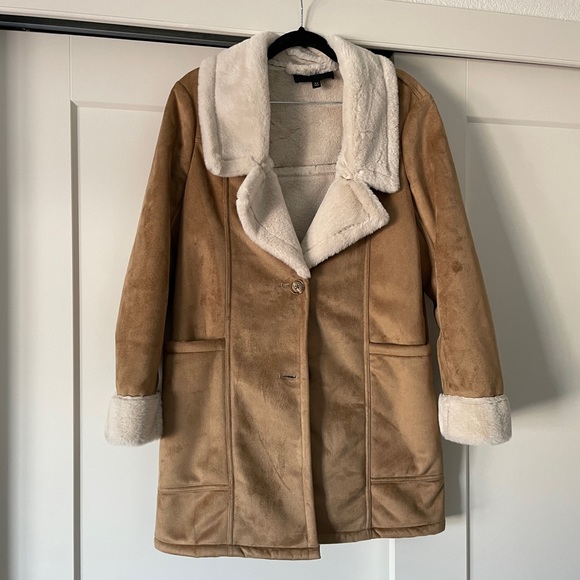 Banana Republic Factory Jackets \u0026 Coats | Vegan Shearling Lined Coat | Color: Cream/Tan | Size: Xs | Petiteblondie's Closet